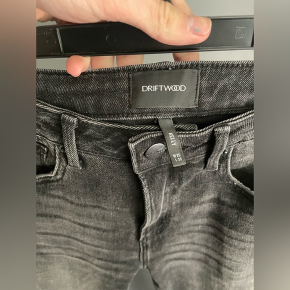 Driftwood Kelly Embroidered Bootcut Jeans Size 25x33 - Picture 4 of 5